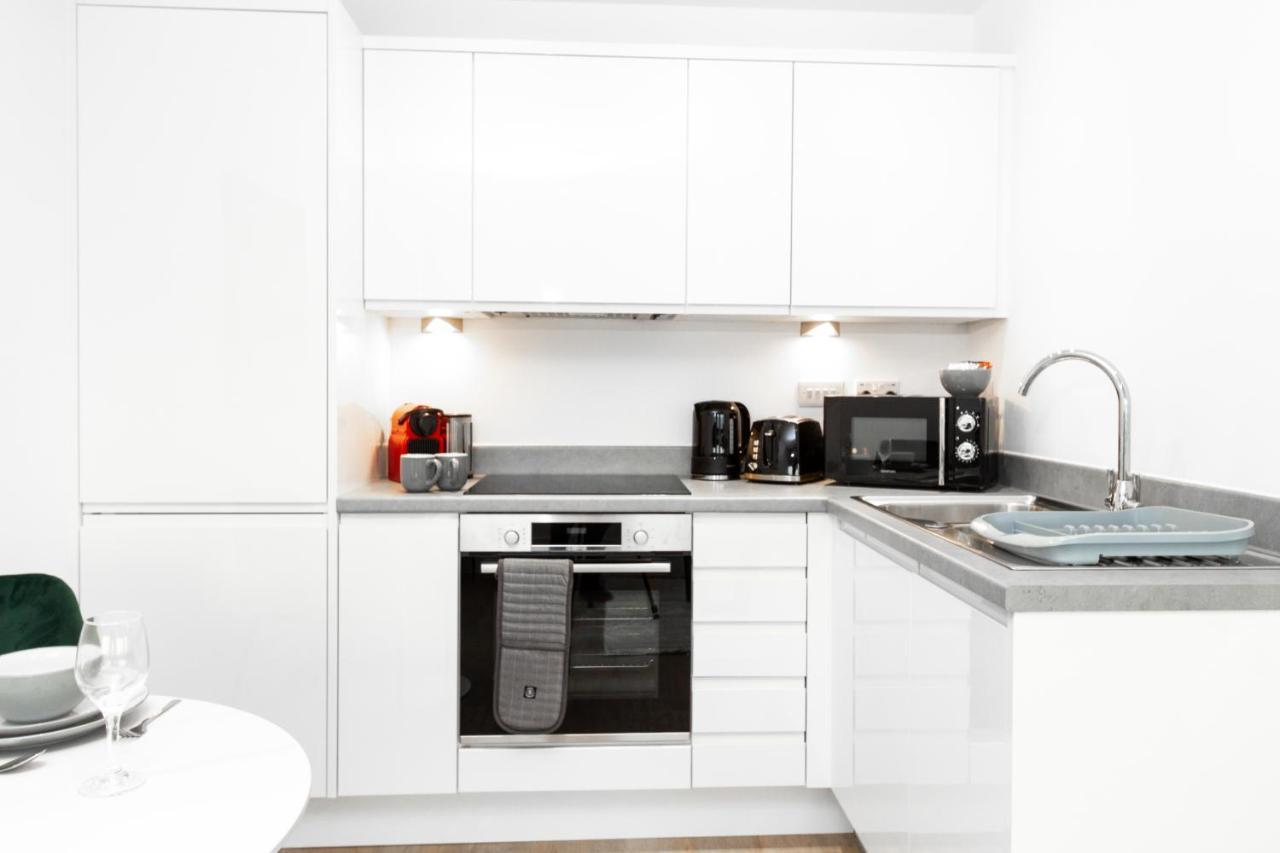 Stylish Studio Apt Overlooking Old Trafford Manchester Ngoại thất bức ảnh